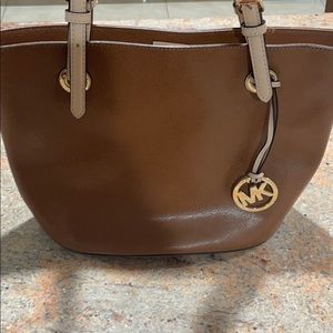 Brown leather Michael Kors shoulder bag